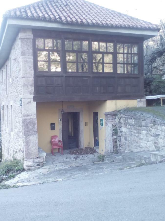 Apartamento Rural El Oso 2 Hostal Pola de Somiedo Exterior foto